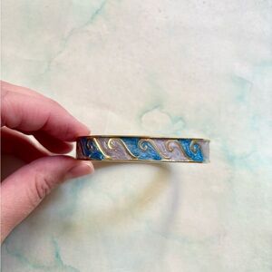 Elegant Blue and Gold Wave Bracelet